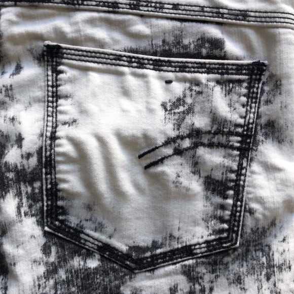 (SOLD) Neil Barrett Acid Wash Jeans - Picture 5 of 6